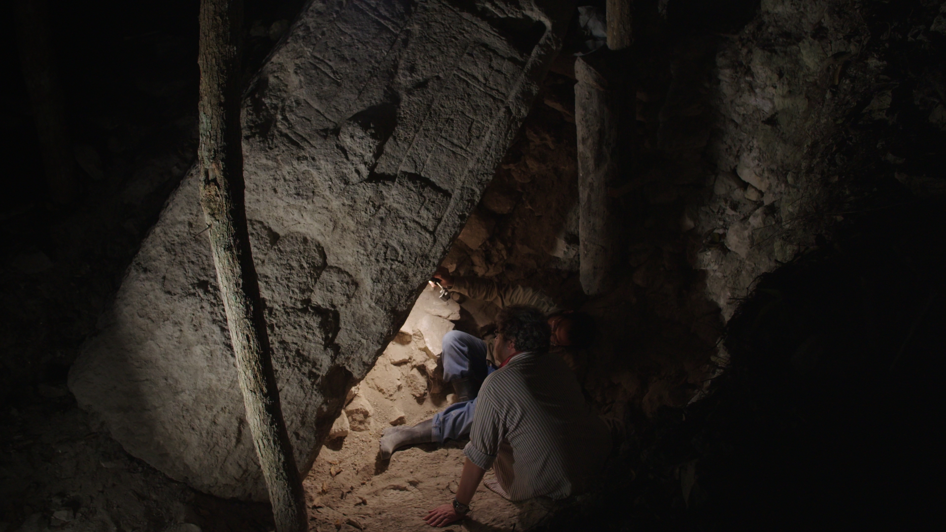 NAACHTUN, THE FORGOTTEN MAYA CITY